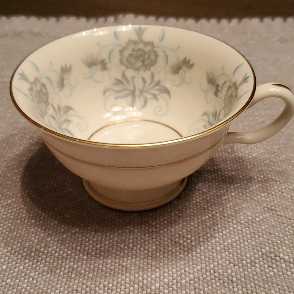 Castleton cup